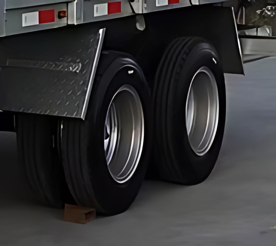 Dual Axle 4T – 20ft Container Frame Trailer